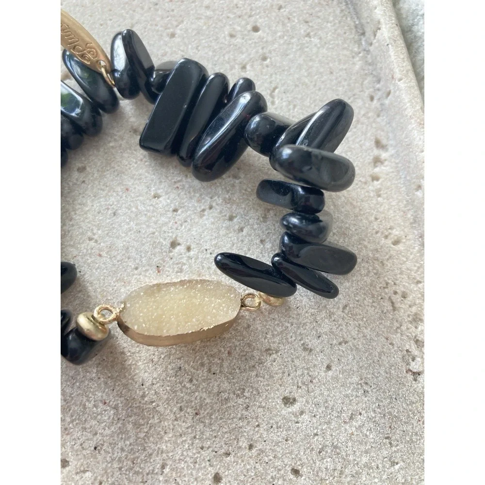 Plunder Black Beaded Stretch Bracelet Gold Tone Druzy Bar Statement Glam Couture